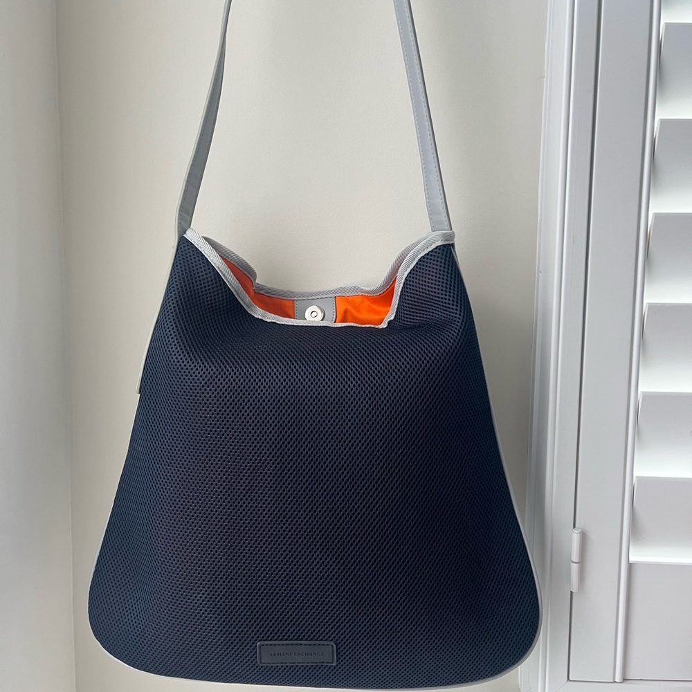 Modern Armani Exchange Tote bag !